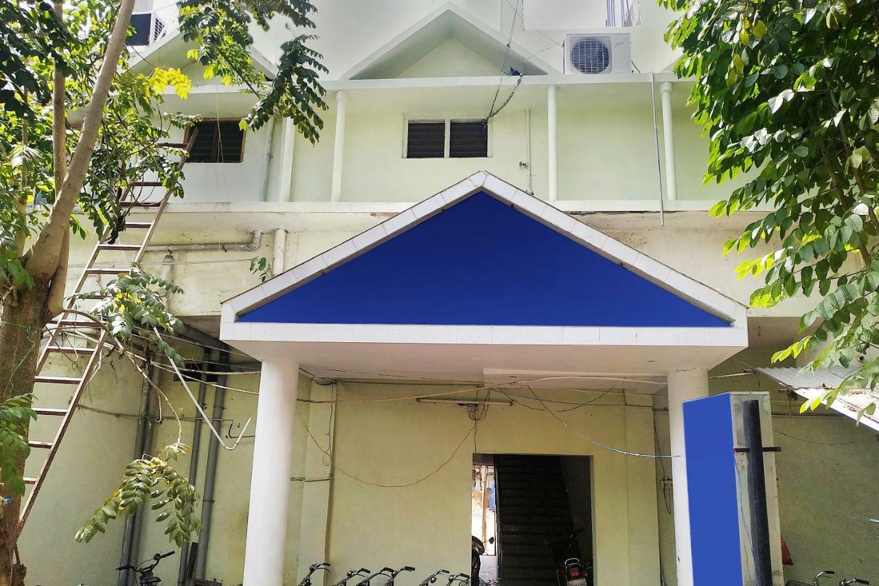 Oyo 44419 Syed Park Residency Hotel Tirunelveli Esterno foto